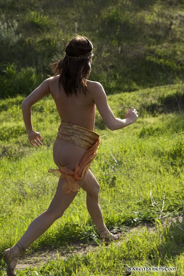 Medieval Nudity, the-runner-02.jpg