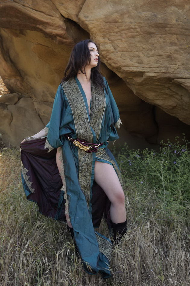 Medieval Nudity, medieval-clothing-01.jpg