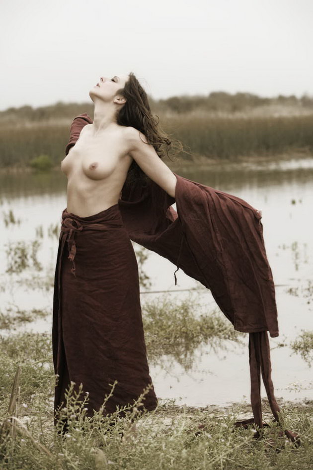 Medieval Nudity, medival-farmers-daughters-05.jpg